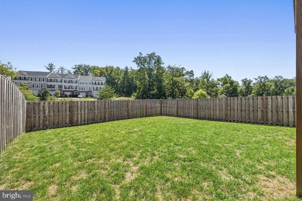 121 Sequoia Dr - Photo 6 of 30