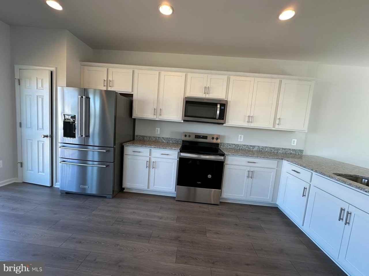 148 Galaxy Pl - Photo 7 of 7