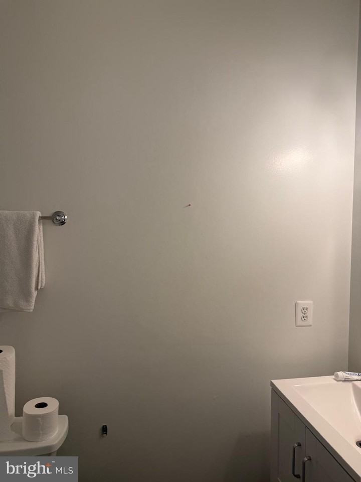 8469 Silverdale Rd - Photo 4 of 17