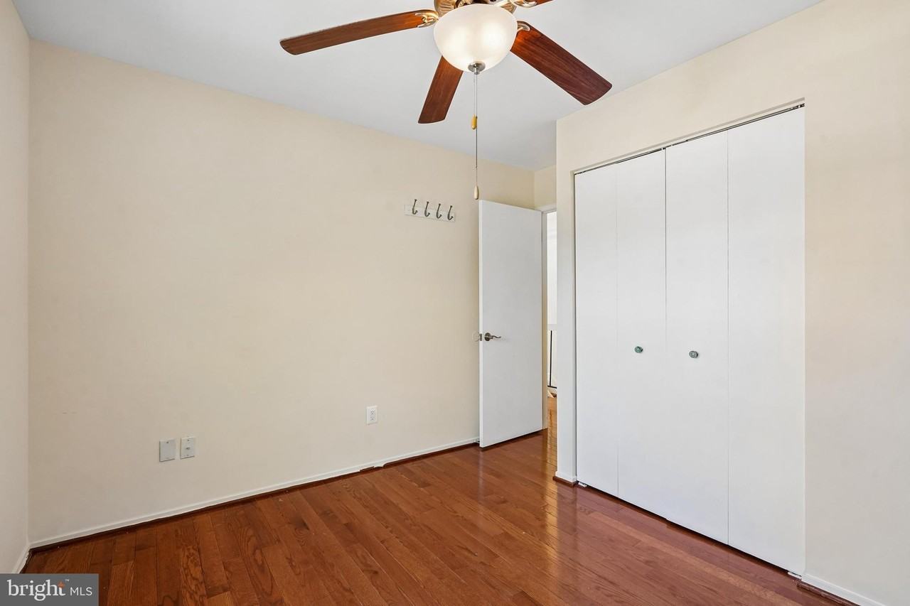 13505 Coates Ln - Photo 5 of 42