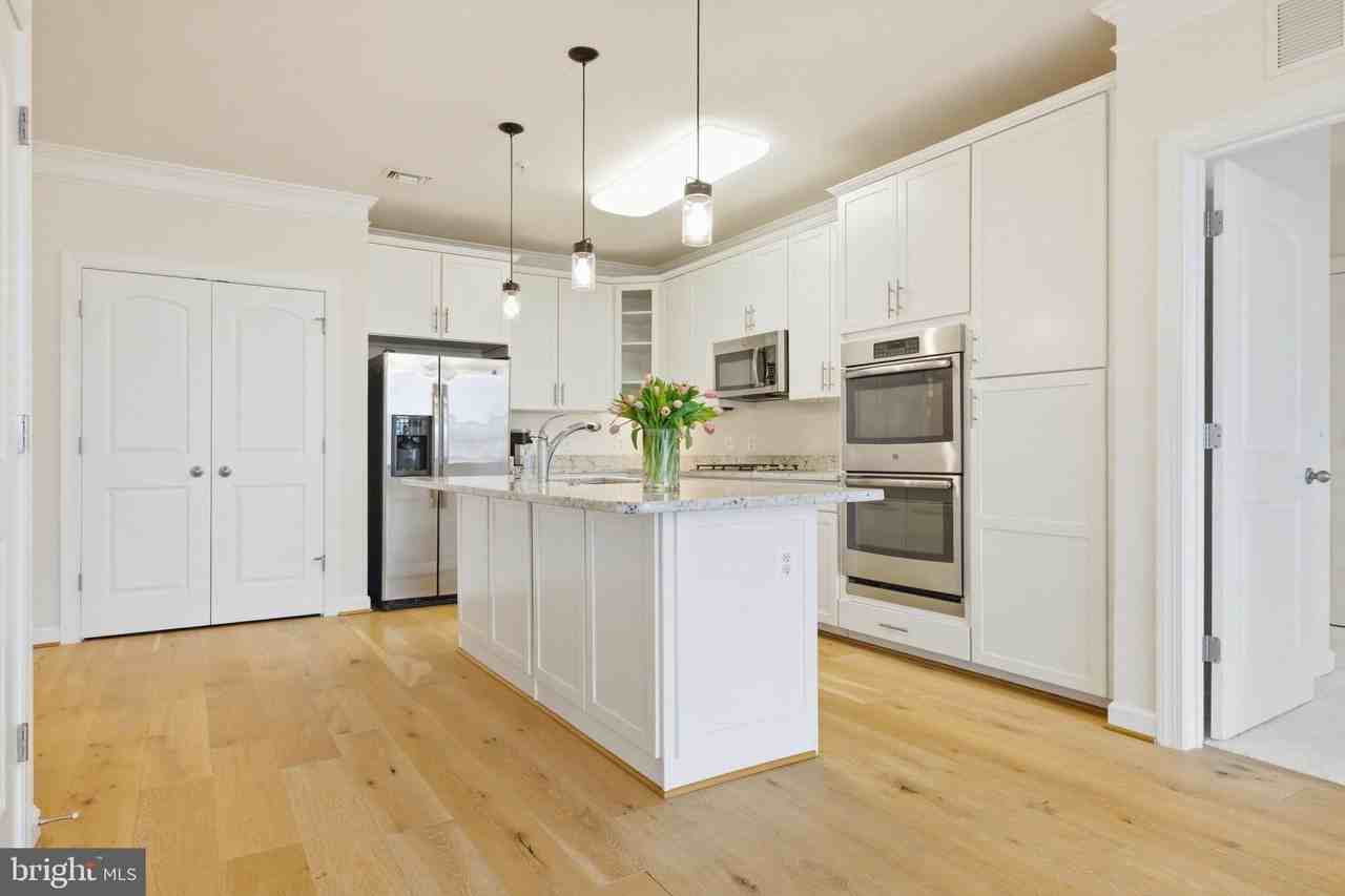 13724 Neil Armstrong Ave #505 - Photo 6 of 17