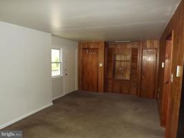 featured image of 244 W Clayton Ave Apt 5 #Apt 5
