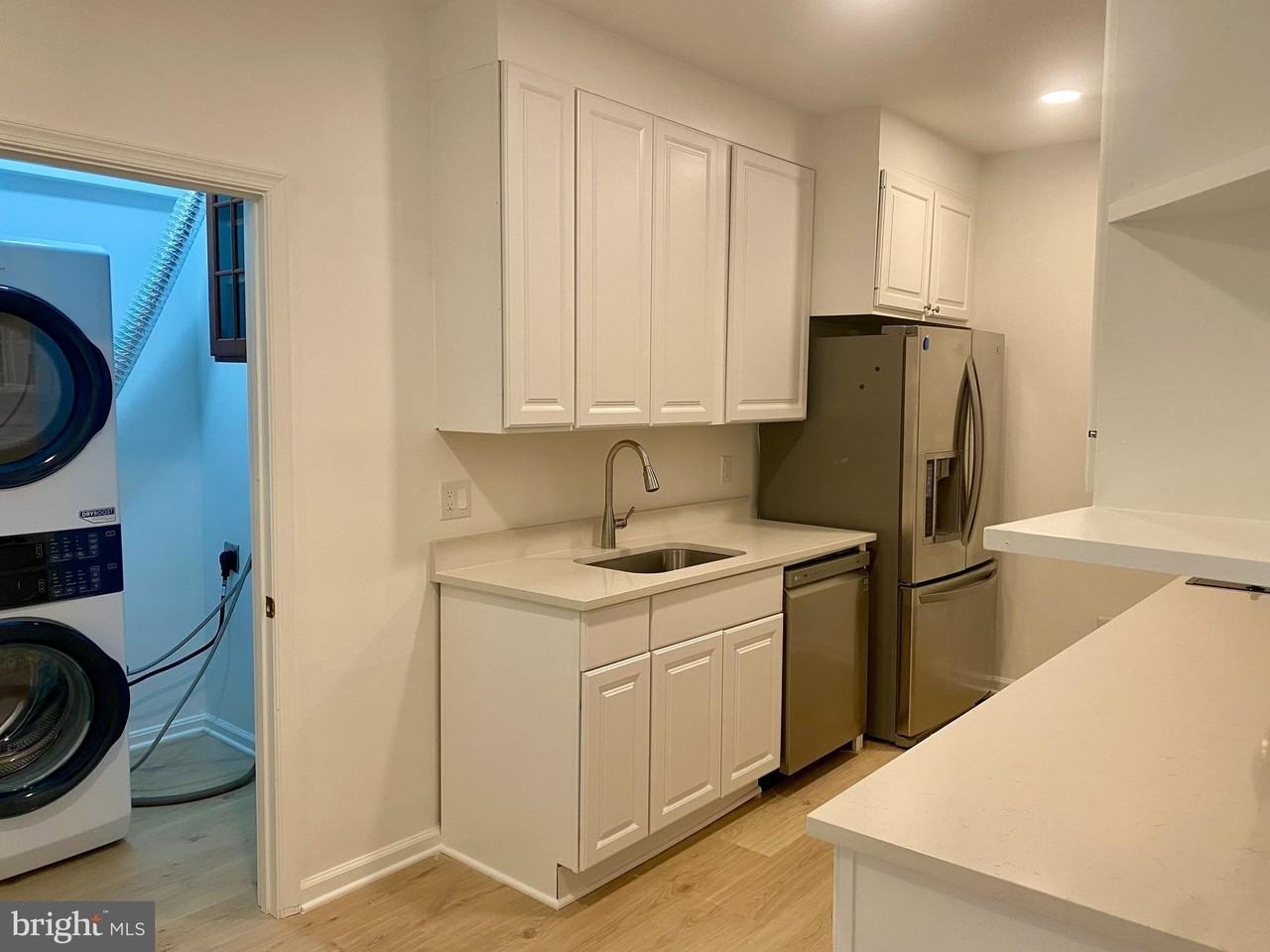 7806 Birnam Wood Dr - Photo 3 of 31