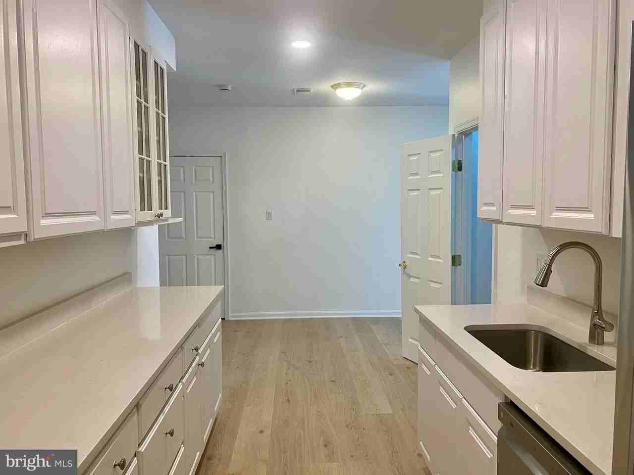 7806 Birnam Wood Dr - Photo 6 of 31