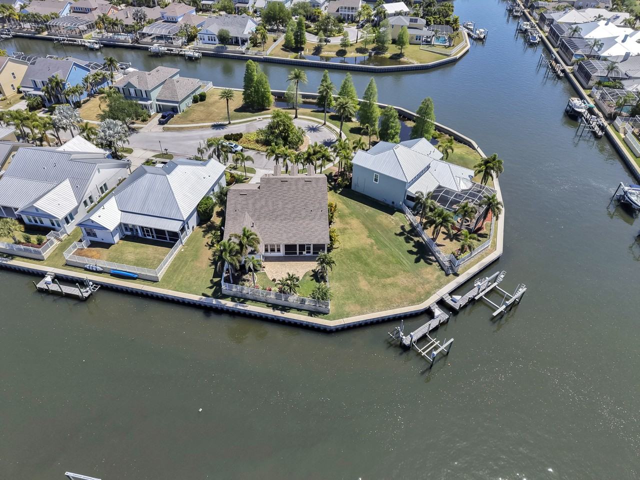 5704 Sea Trout Pl - Photo 3 of 50