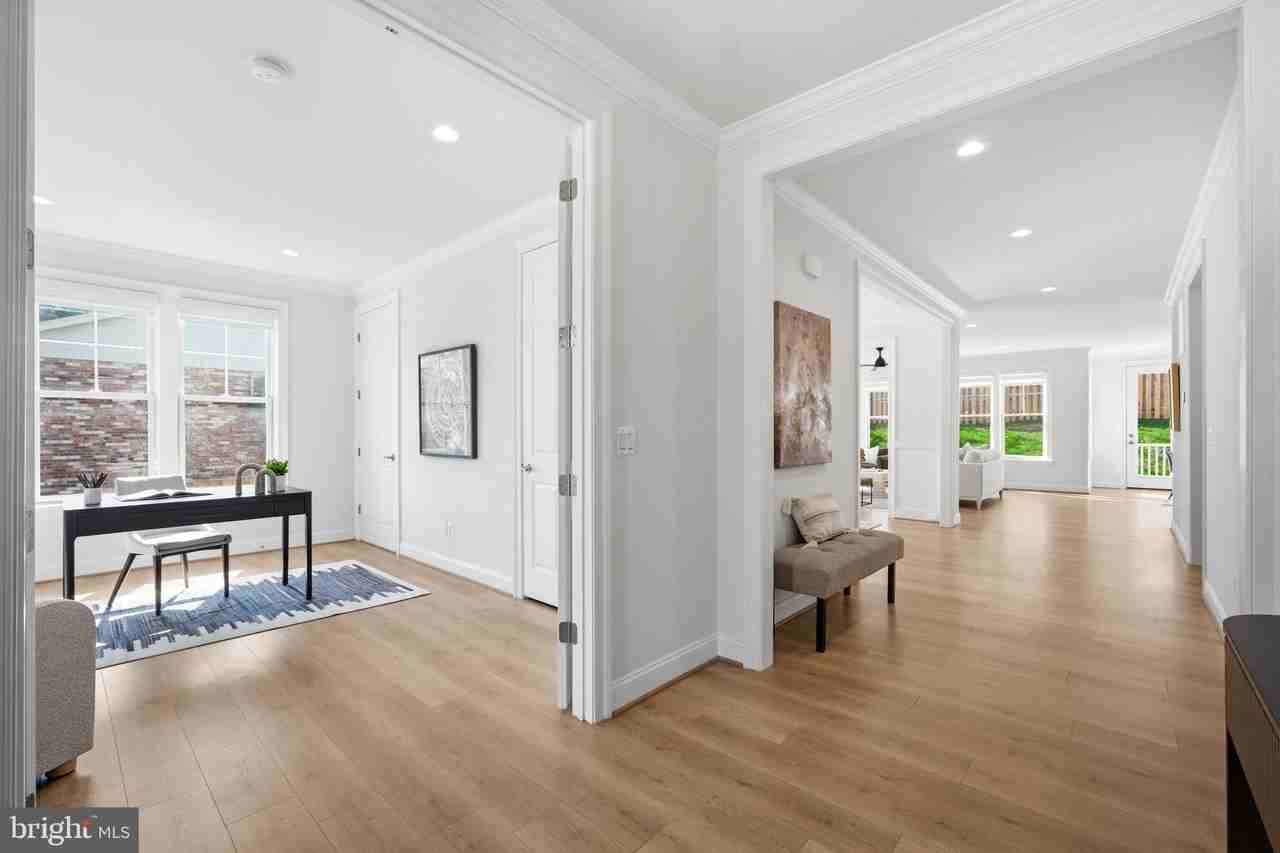 6203 Mori St - Photo 6 of 50