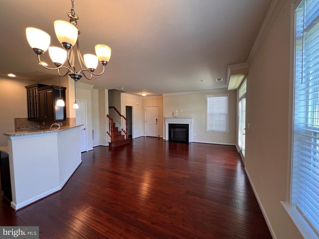 42592 Sunset Ridge Sq - Photo 3 of 28