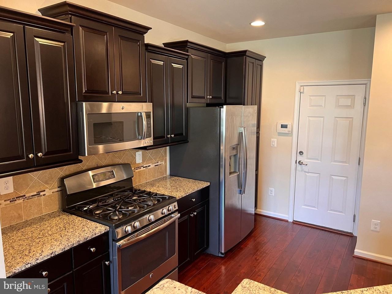 42592 Sunset Ridge Sq - Photo 5 of 28