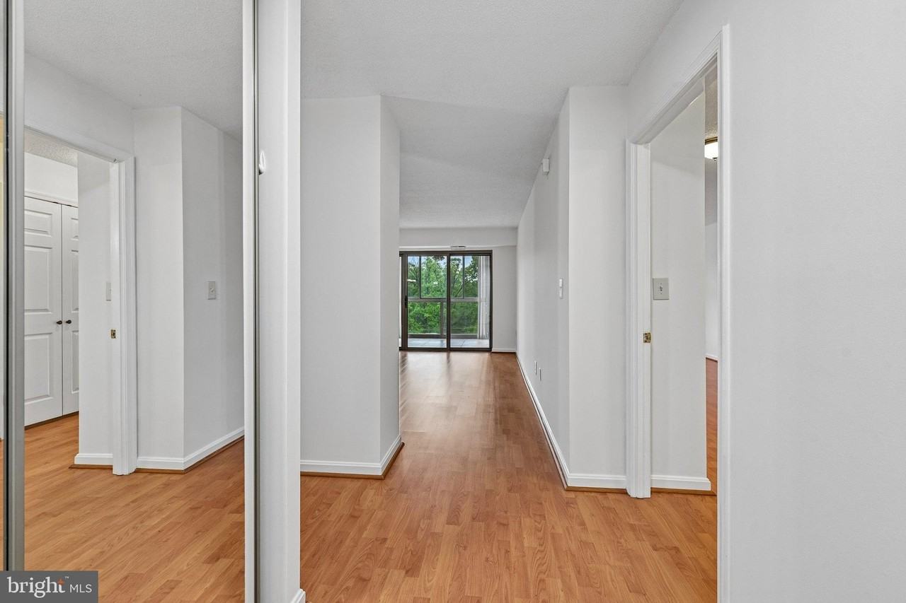 19385 Cypress Ridge Ter #619 - Photo 6 of 50