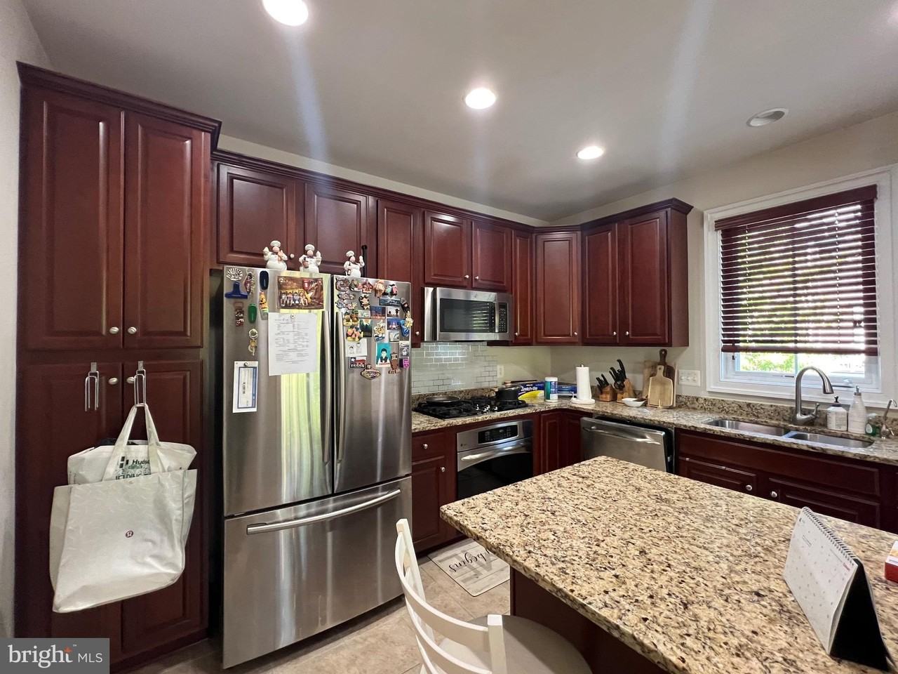 14878 Potomac Branch Dr - Photo 4 of 38