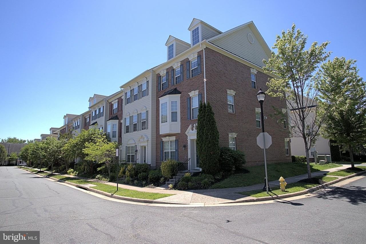 4852 Cavallo Way - Photo 2 of 34