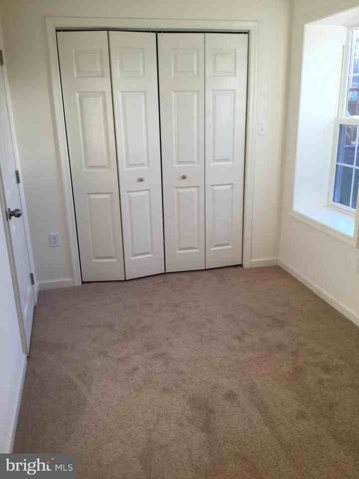 143 N Fort St #2 - Photo 6 of 7