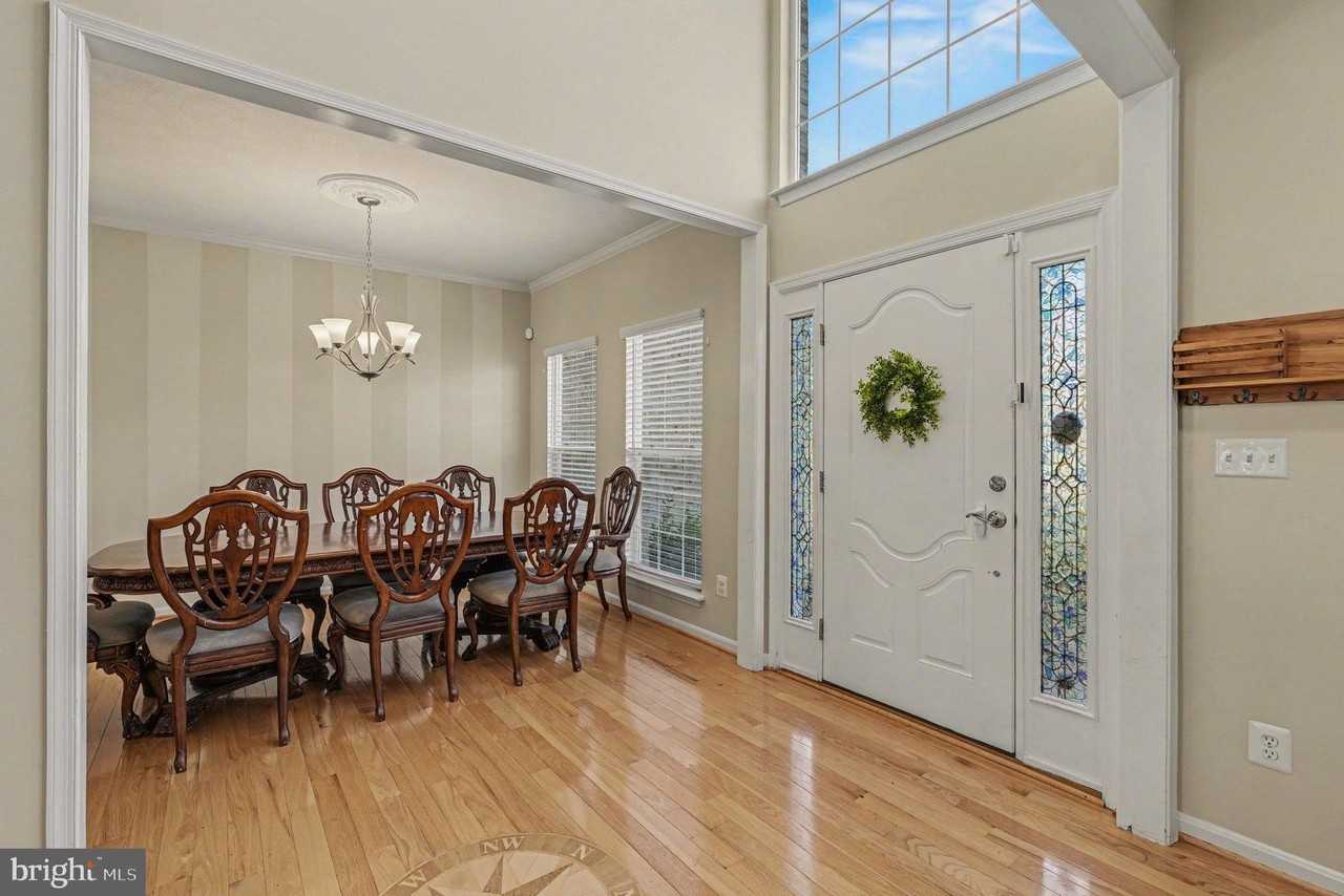 46 Northampton Blvd - Photo 7 of 49