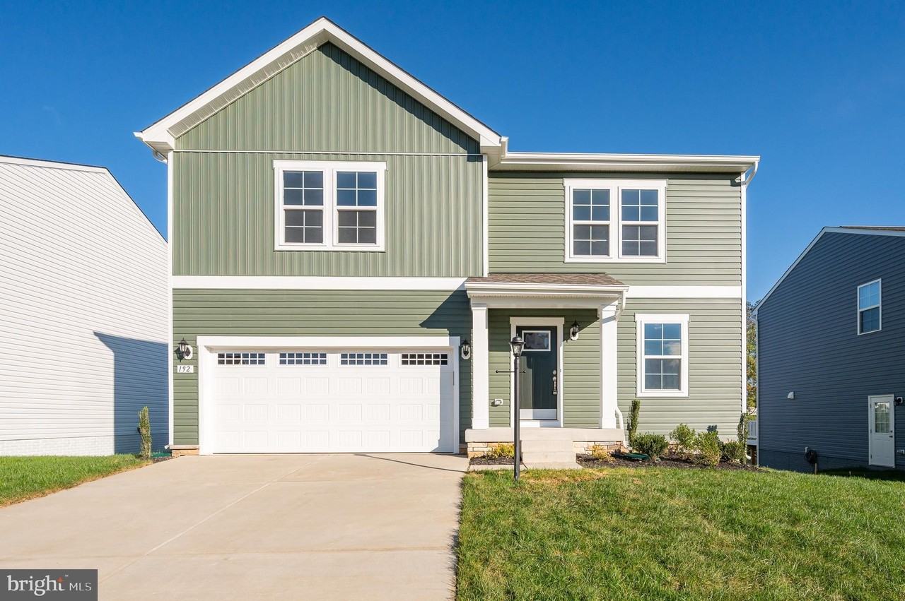 192 Ludgate Mnr - Photo 2 of 50