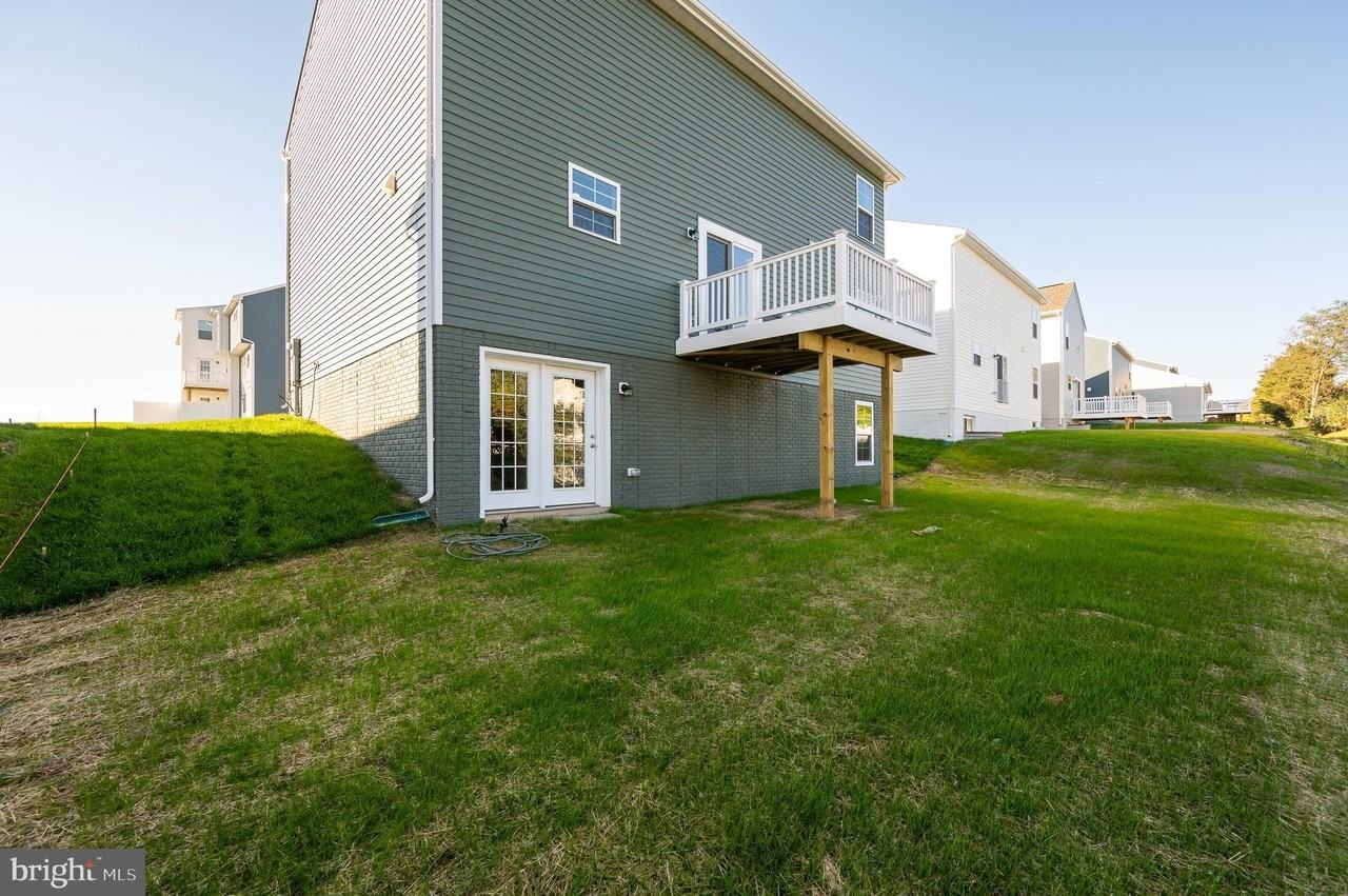 192 Ludgate Mnr - Photo 7 of 50