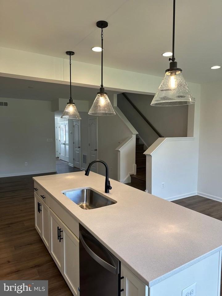 65 Melsonby Dr - Photo 5 of 20