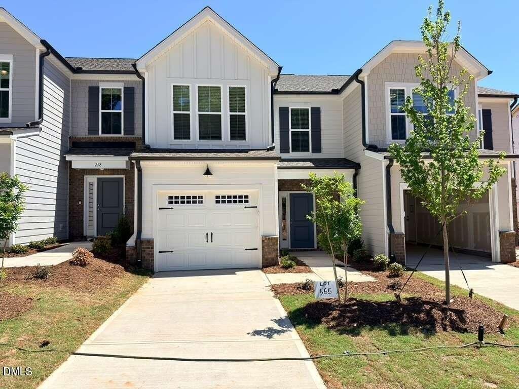 218 Broomside Ave