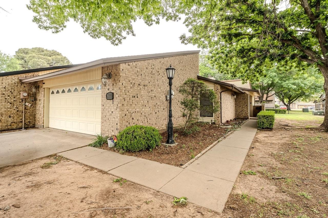 4208 Picasso Dr - Photo 2 of 6