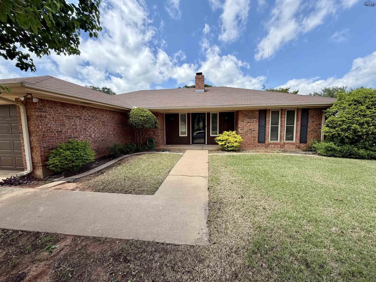 4410 York St - Photo 2 of 17