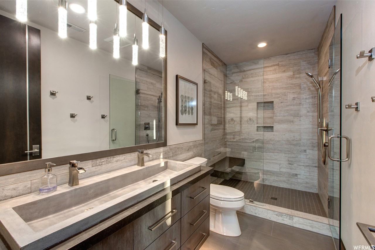 2285 E Red Knob Way - Photo 4 of 47