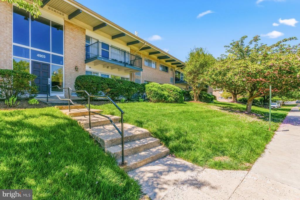 4903 Americana Dr ##107 - Photo 7 of 29