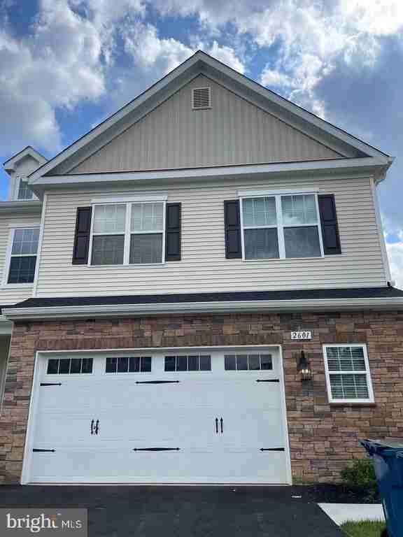 2601 American Pl - Photo 2 of 2