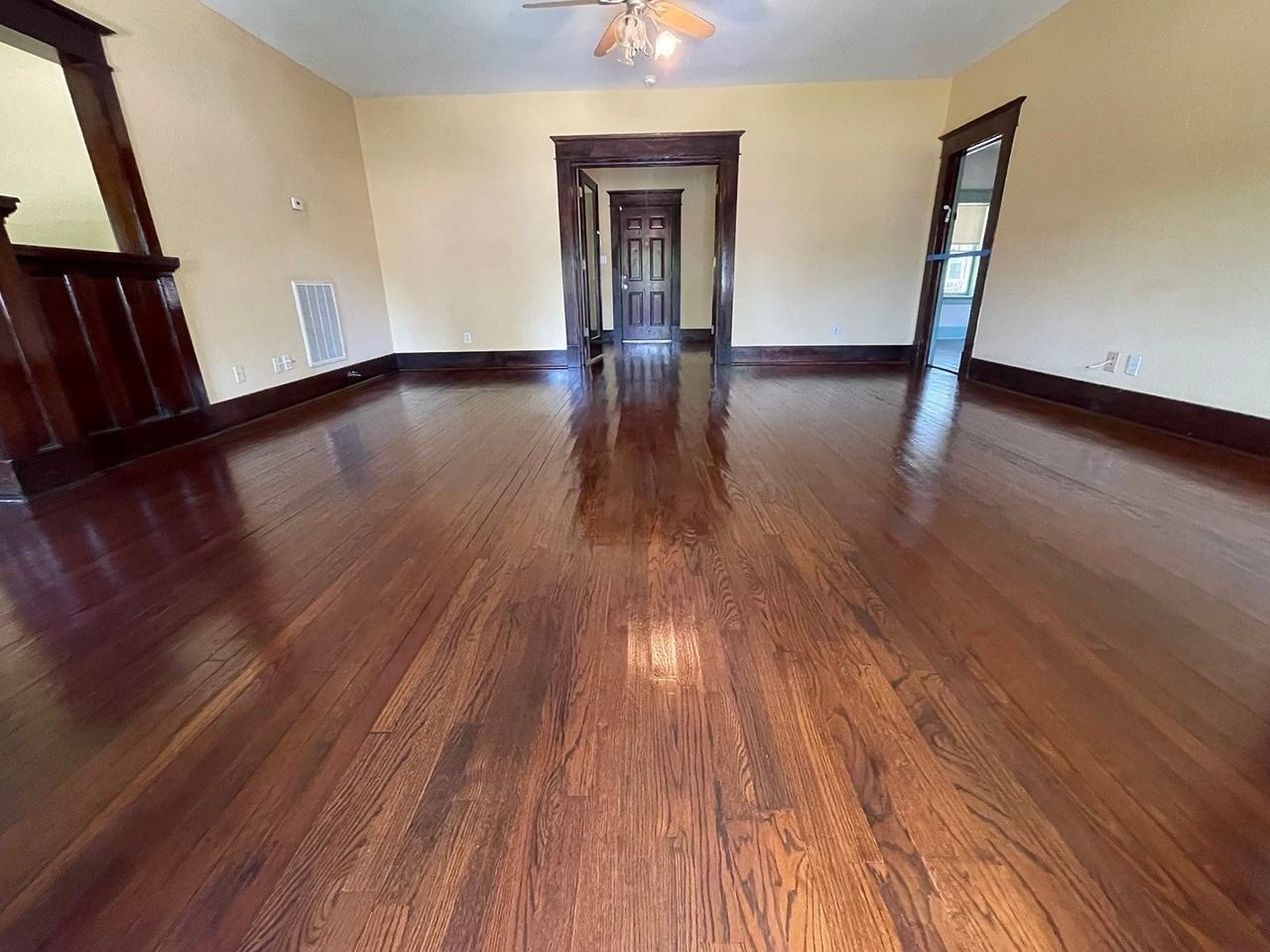 1701 Sylvester Rd - Photo 2 of 19