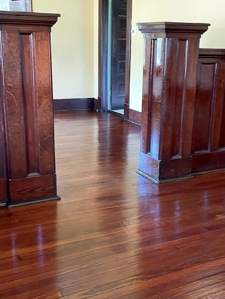 1701 Sylvester Rd - Photo 7 of 19