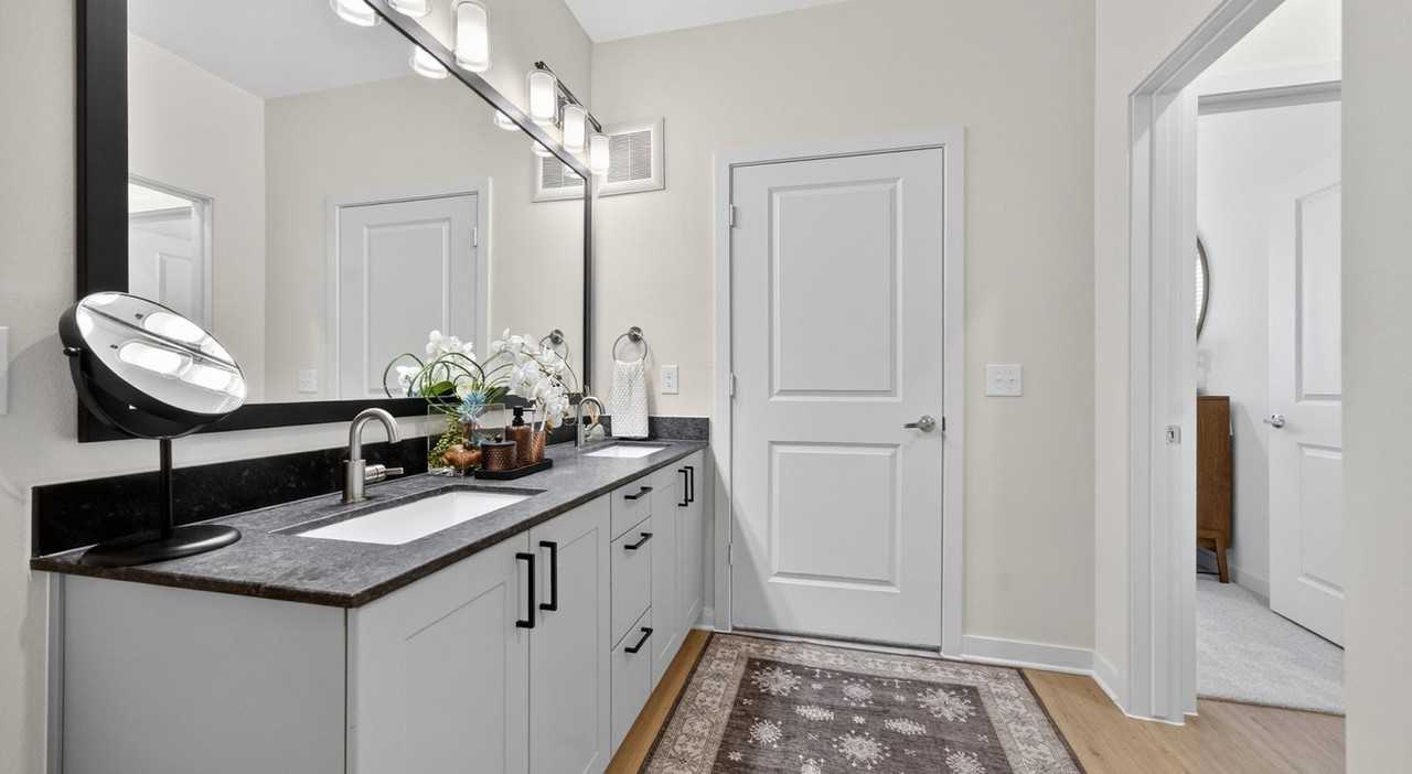 3251 Lake Sharon Dr #9109 - Photo 7 of 8