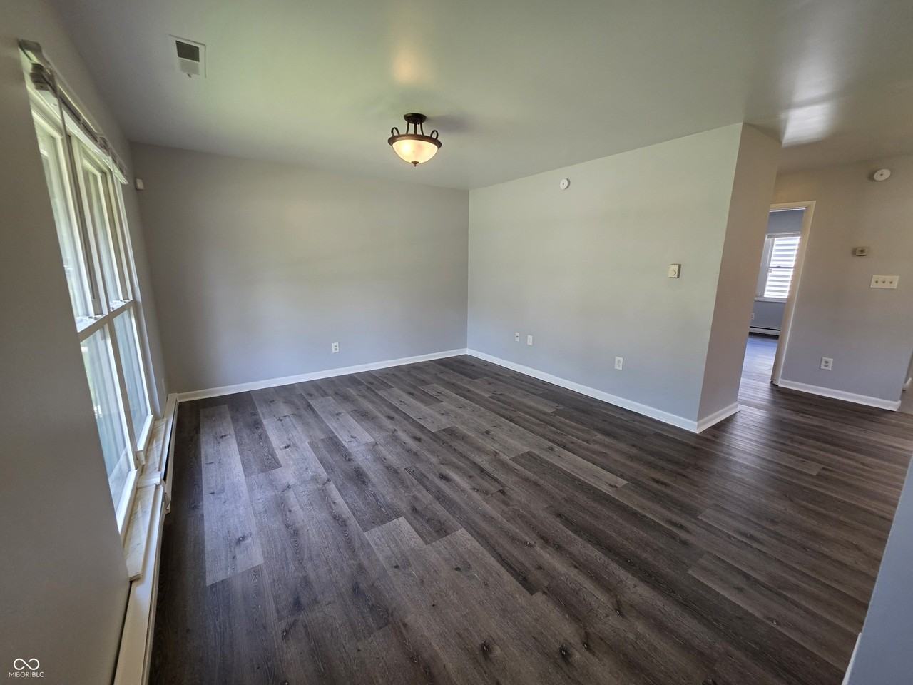 3819 Biscayne Rd - Photo 3 of 12