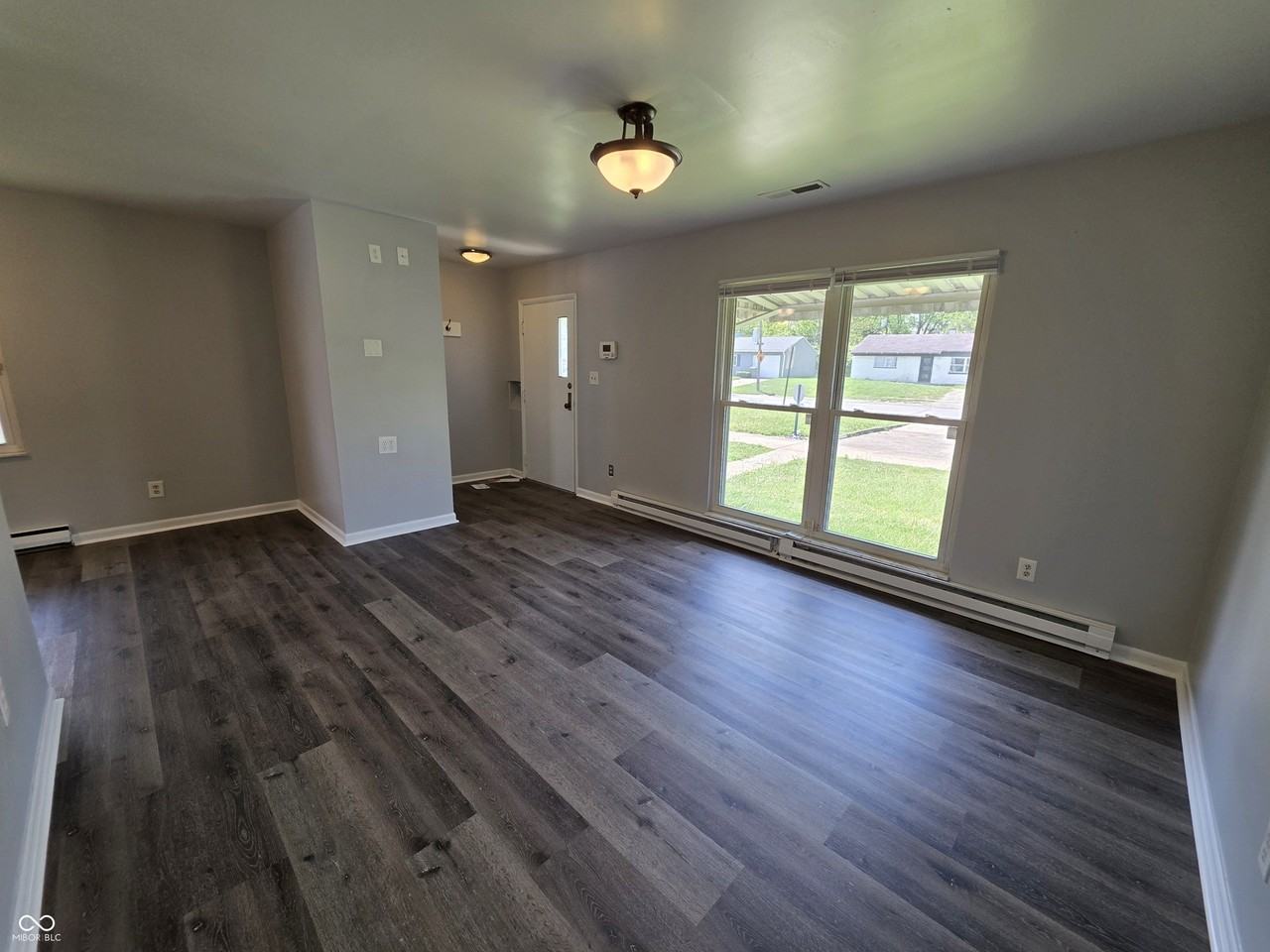 3819 Biscayne Rd - Photo 4 of 12