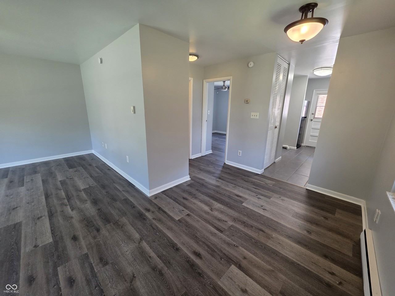 3819 Biscayne Rd - Photo 5 of 12