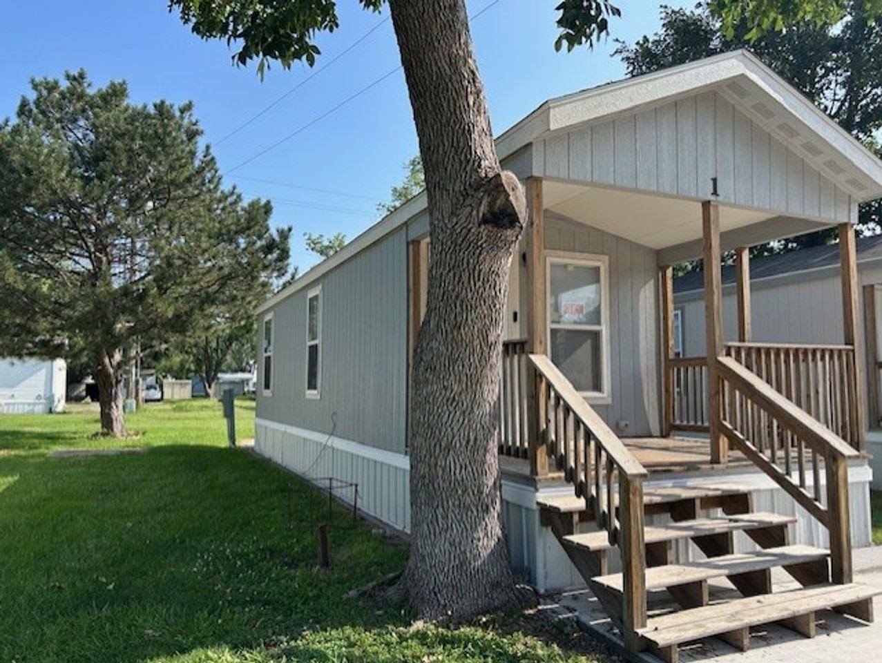 Mustang MHC LLC - Photo 5 of 29