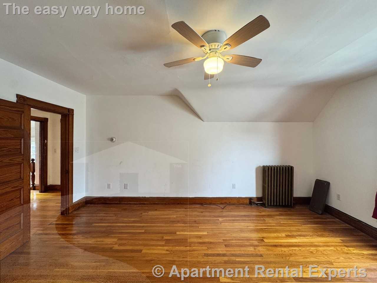 145 Lowell St #3 - Photo 7 of 11