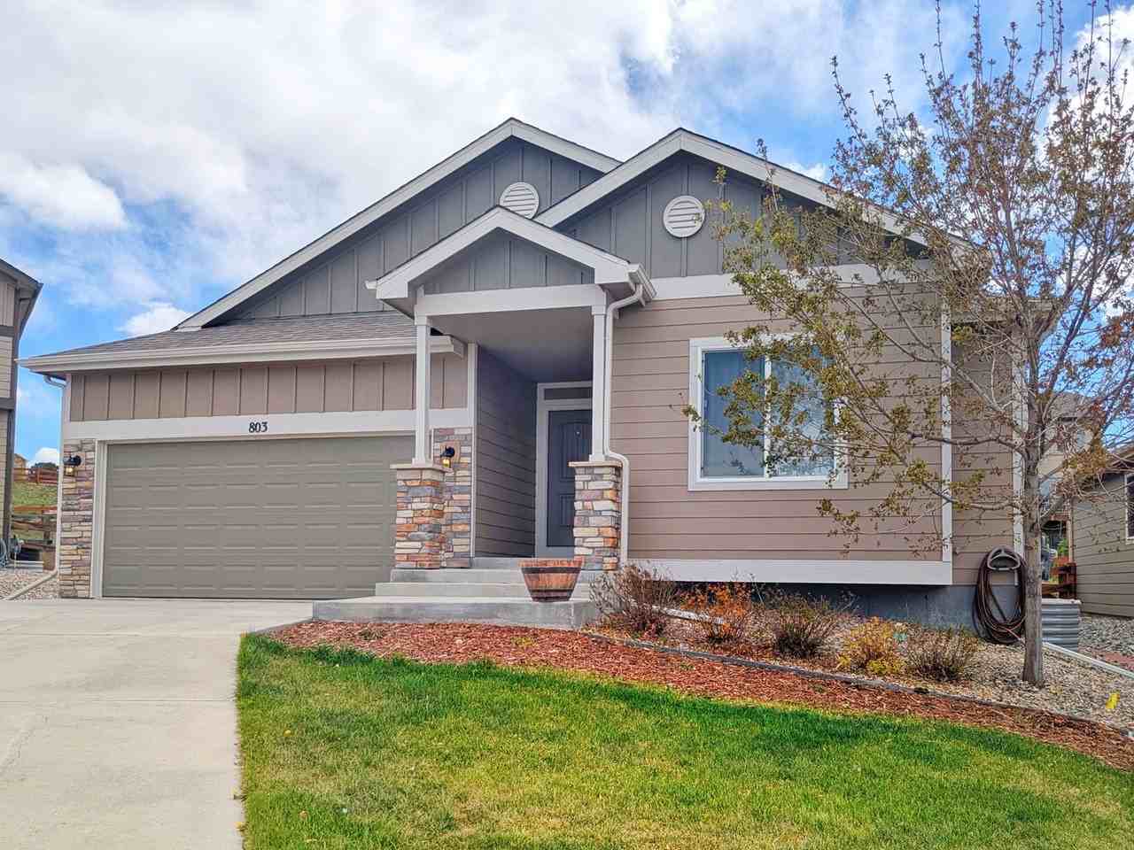 803 Tailings Dr - Photo 2 of 28
