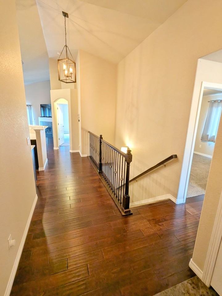 803 Tailings Dr - Photo 3 of 28