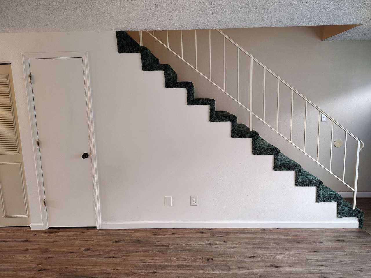 885 Ne Sunset St #11 - Photo 4 of 22