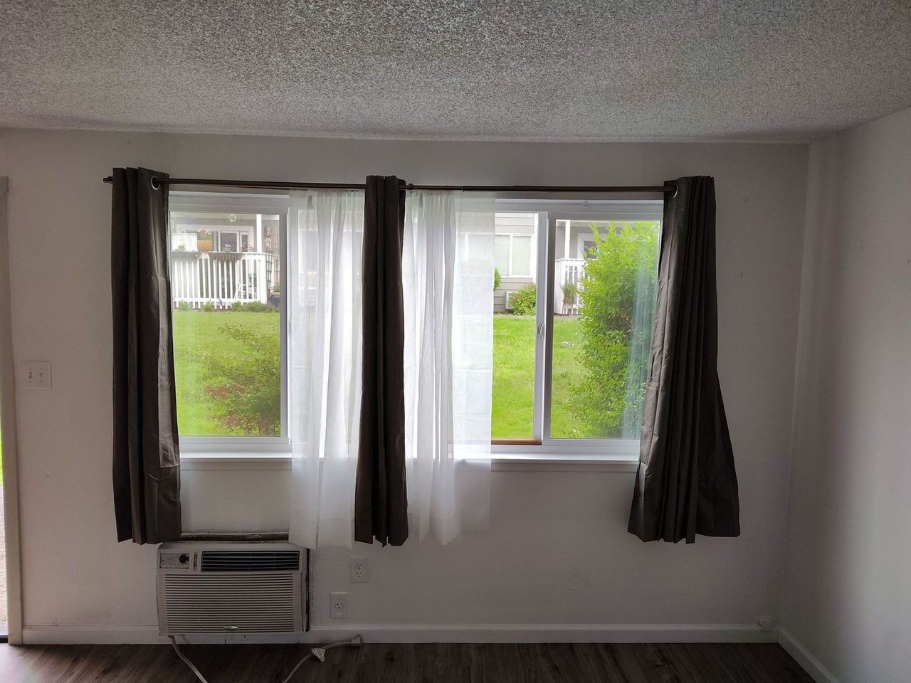 885 Ne Sunset St #11 - Photo 5 of 22