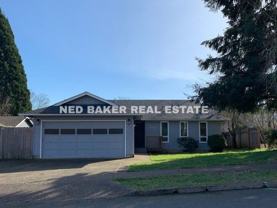 2142 Maplewood Dr S - Photo 1 of 1