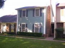 10018 Artesia Dr - Photo 1 of 1