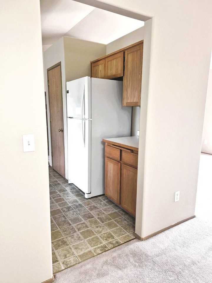 6811 152nd Street Ct E - Photo 5 of 11