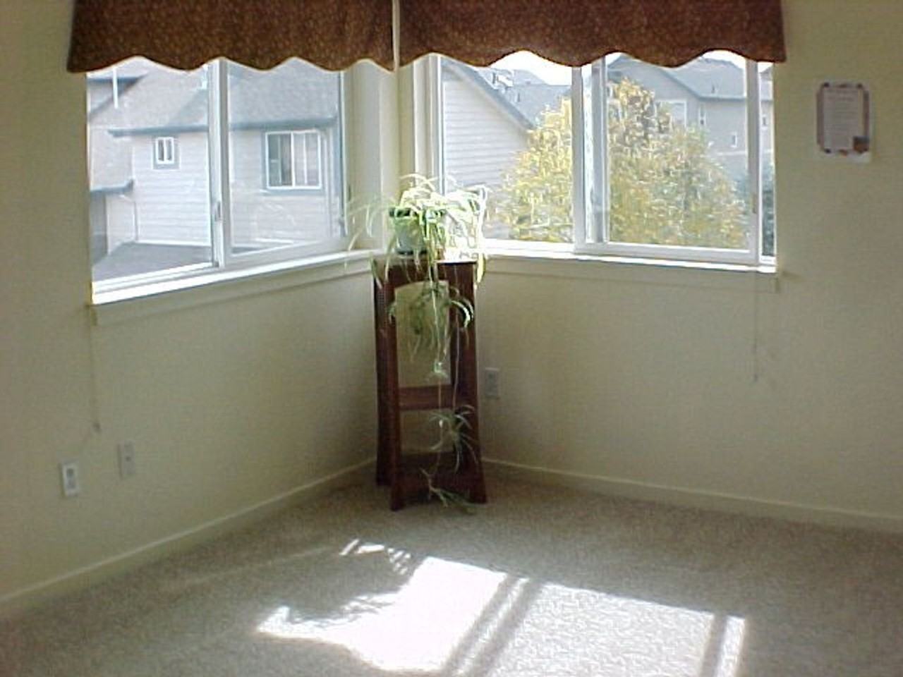 2111 N Fork Dr - Photo 4 of 5