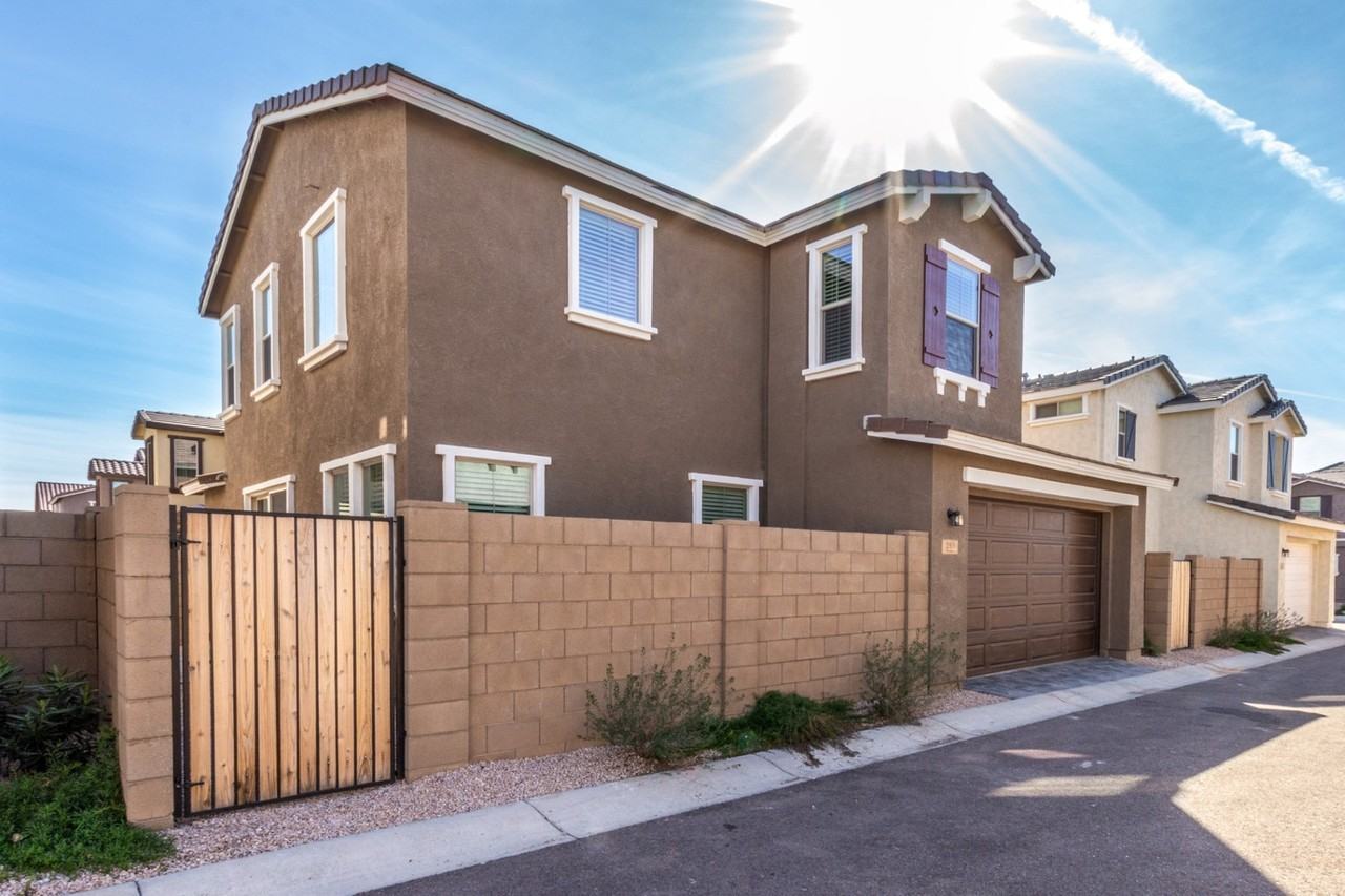 243 N Sandal - Photo 2 of 16