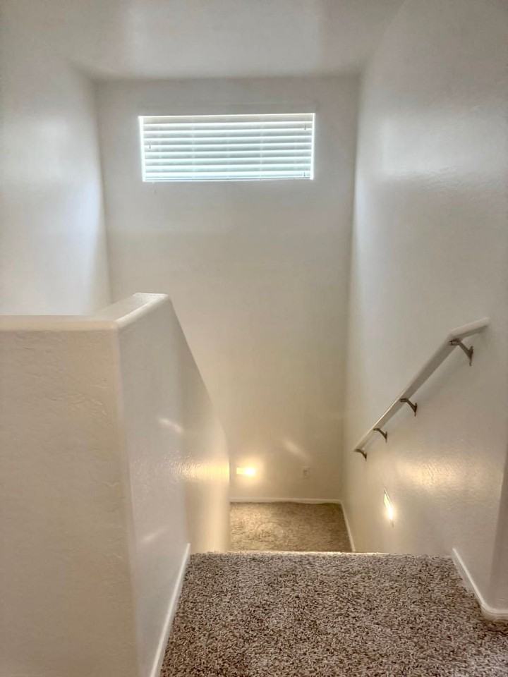 243 N Sandal - Photo 7 of 16