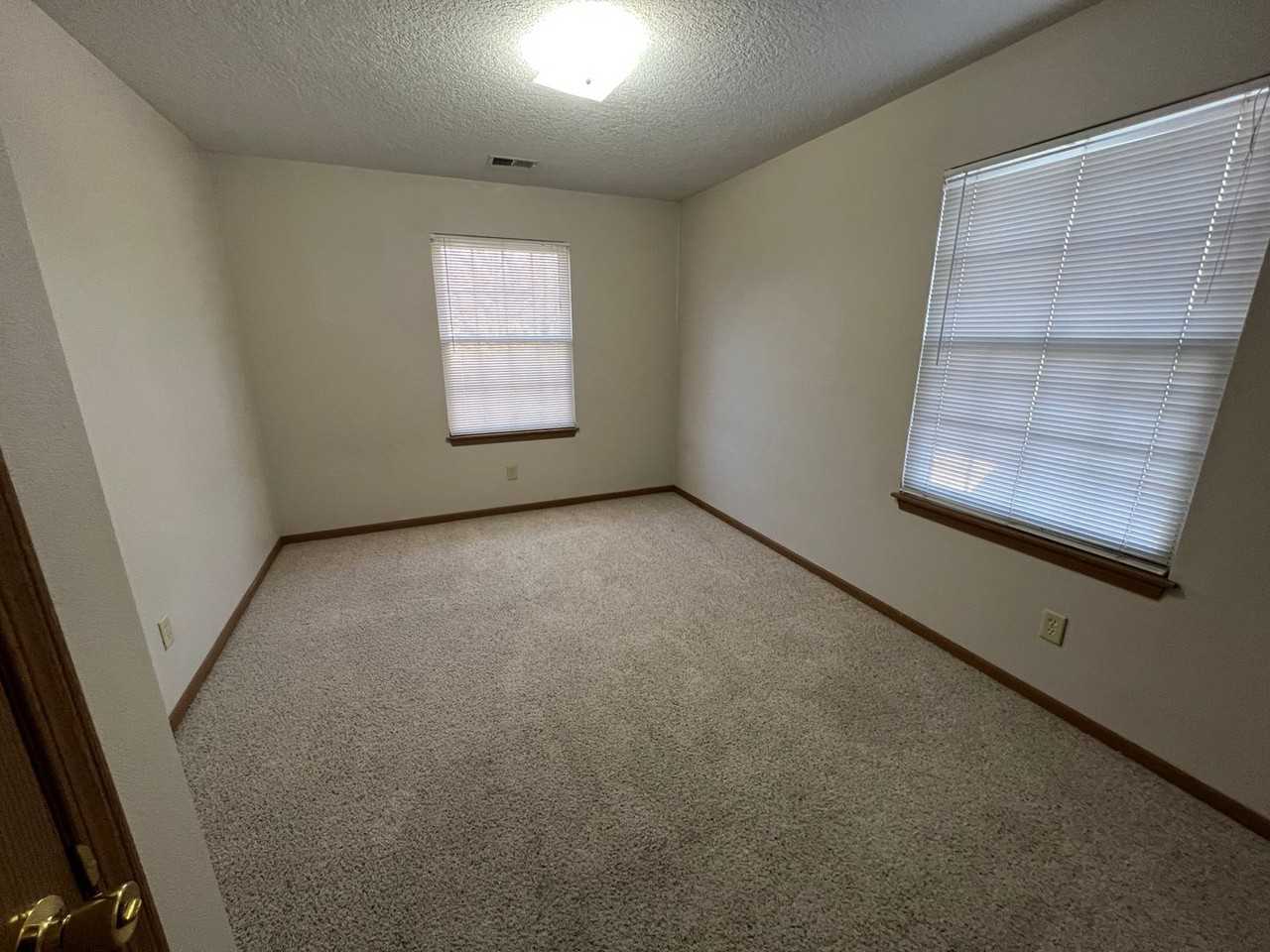 1105 Ratone St #6 - Photo 5 of 13