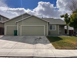 featured image of 541 Summer St