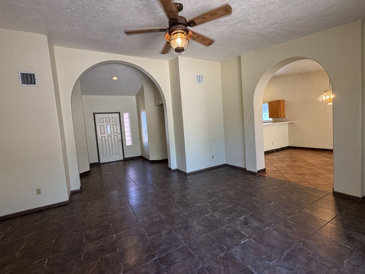 4877 Los Reyes Dr - Photo 5 of 27