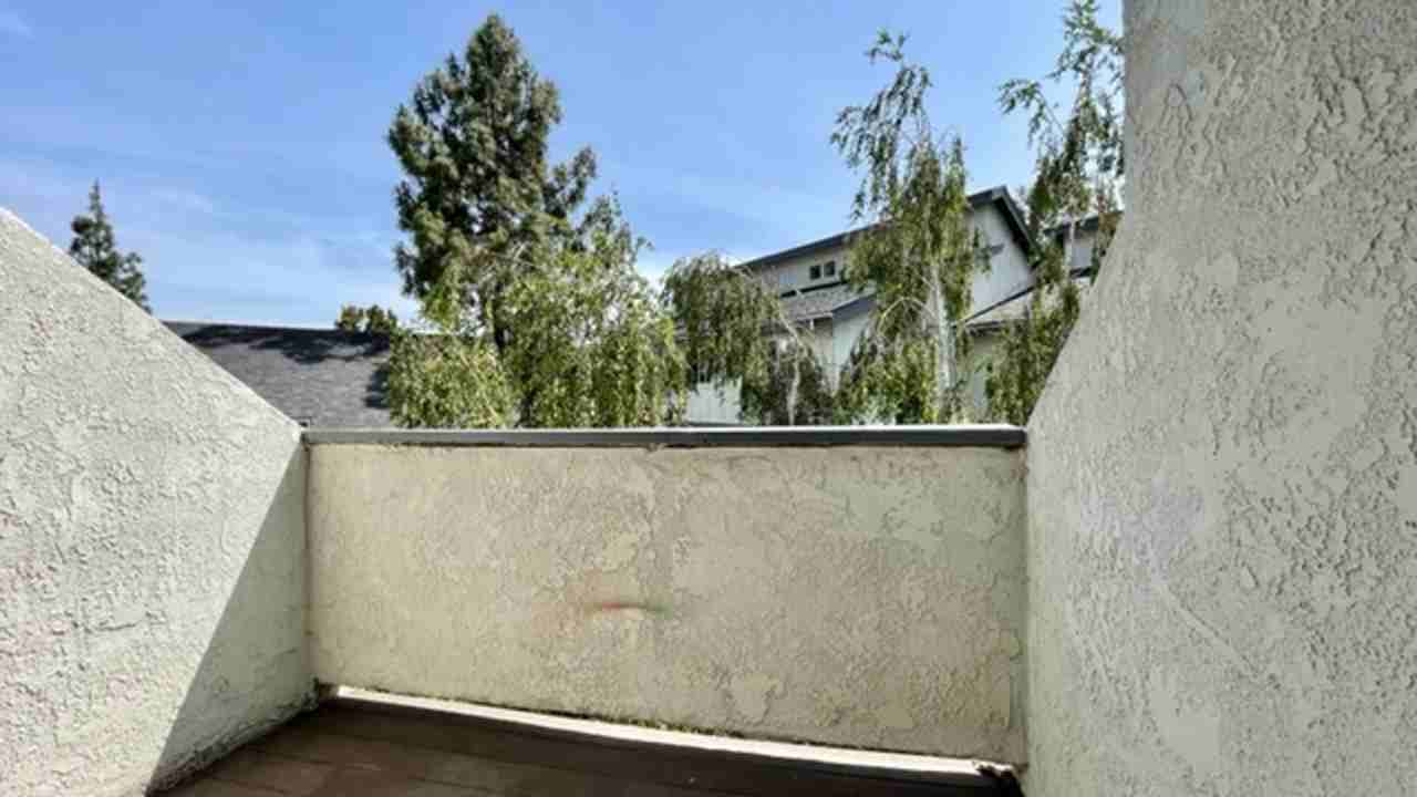 1043 Southwood Dr #H - Photo 6 of 20