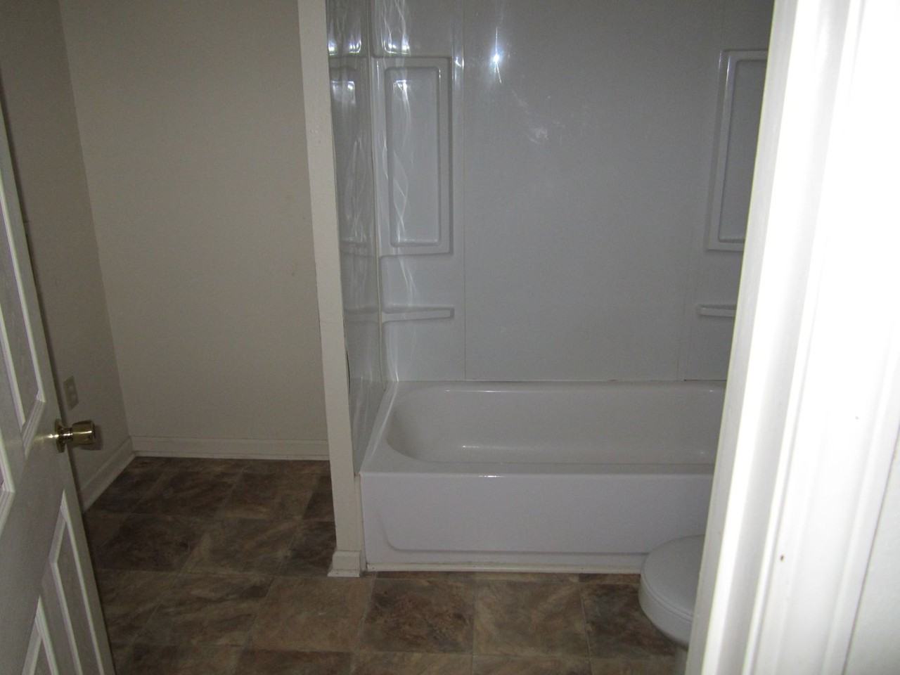 144 Pike Ave - Photo 3 of 10