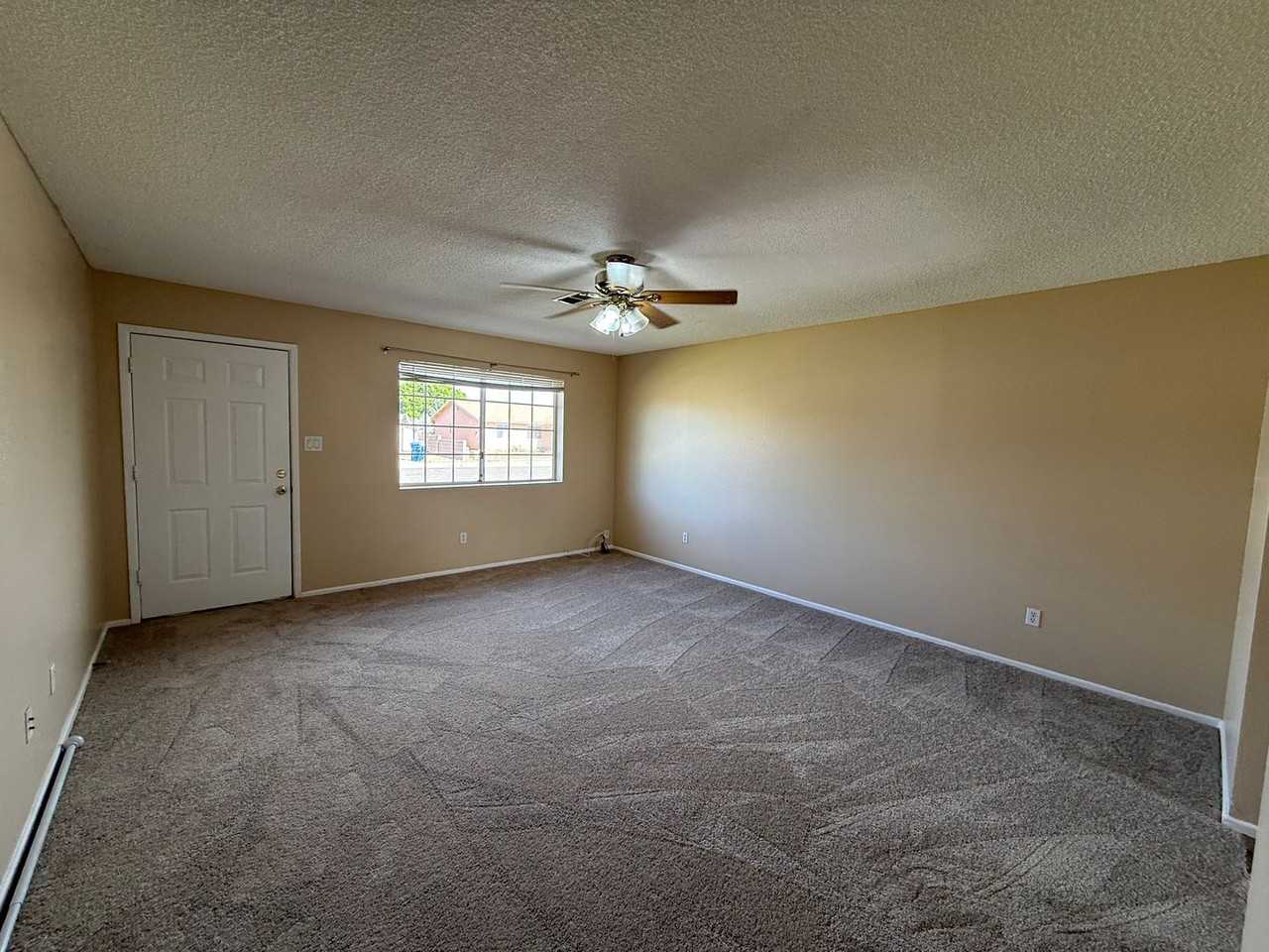 2634 S 30th Dr - Photo 6 of 21